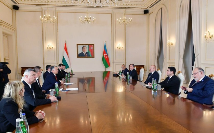 Prezident İlham Əliyevin Macarıstanın Baş naziri ilə görüşü başlayıb