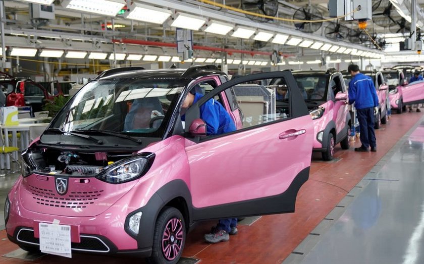 Çin qlobal avtomobil bazarında rekord sayda avtomobil satıb