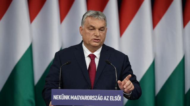 Orban: "Macarlara məxsus pulların Ukraynaya köçürülməsini istəmirik”