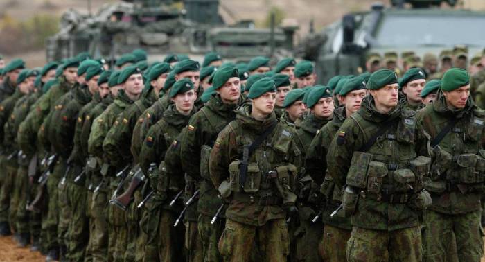 Litva hərbçiləri ordu üçün tank tələb edir