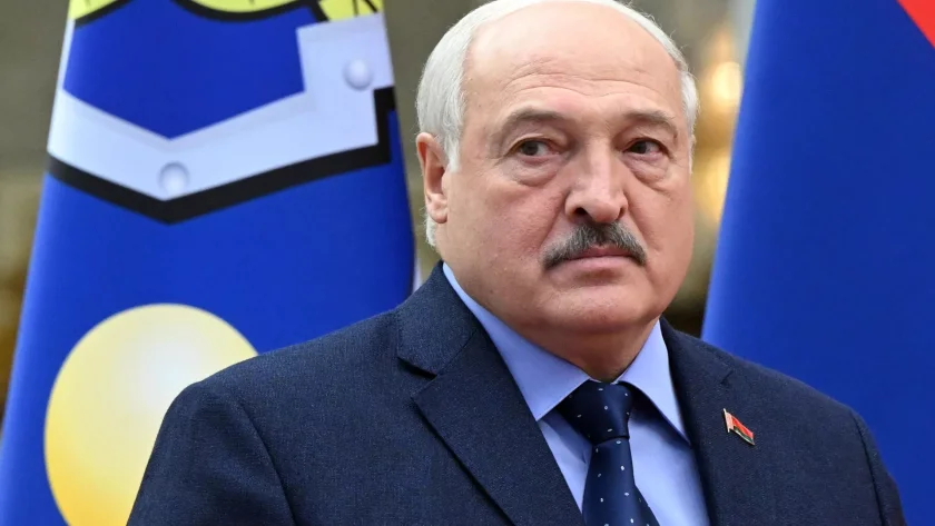 Lukaşenko: "Bütün dünyanı alov ala bilər"