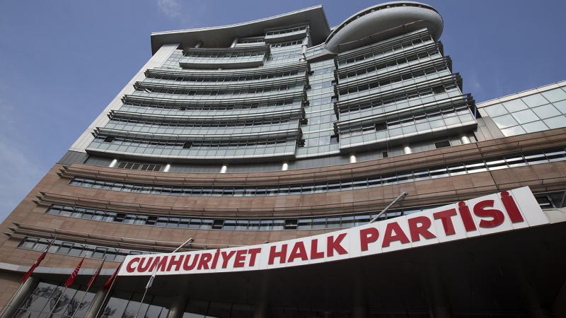 CHP-də nə baş verir?