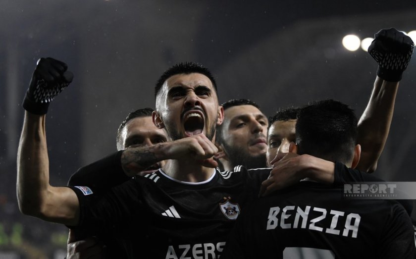 "Qarabağ" "Bayer 04"lə oyunda ilk yarını üstünlüklə başa vurub