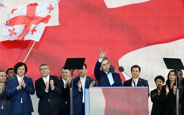 Gürcüstanda yaşananlar həm də siyasi böhran sayıla bilər 