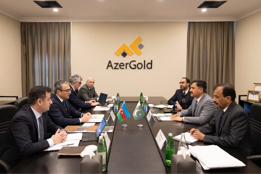 В ЗАО “AzerGold” состоялась встреча с делегацией пакистанской компании “Frontier Works Organization”