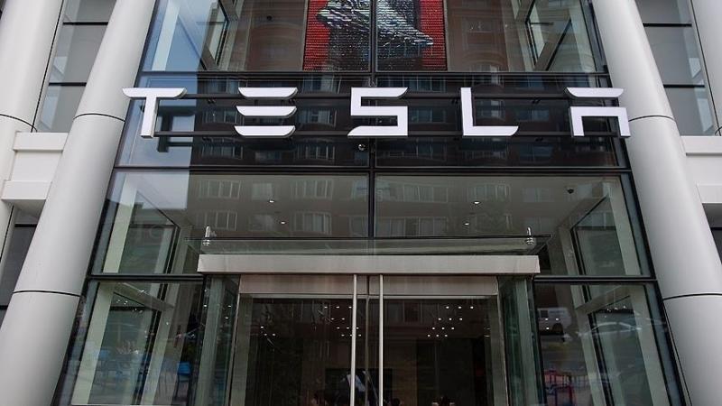 Avropada Tesla satışları kəskin şəkildə azalıb