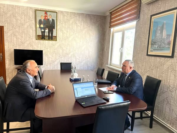 Deputat Azər Allahverənov növbəti vətəndaş qəbulu keçirib