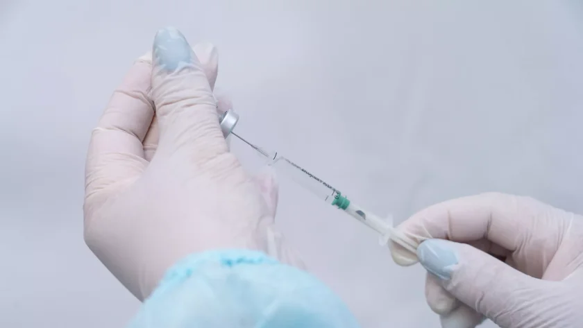 Xəstəxanada antibiotik vurduran 2 nəfər dünyasını dəyişib