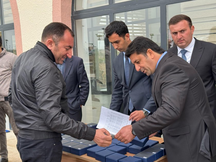 Köç karvanı Ağdam rayonunun Sarıcalı kəndinə çatıb