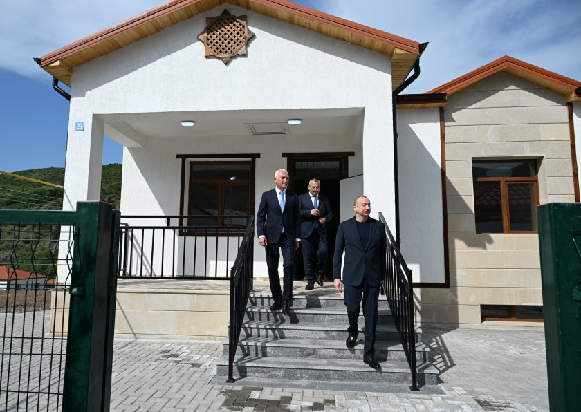 Prezident İlham Əliyev Laçın rayonunun Bəylik kəndinin açılışında iştirak edib