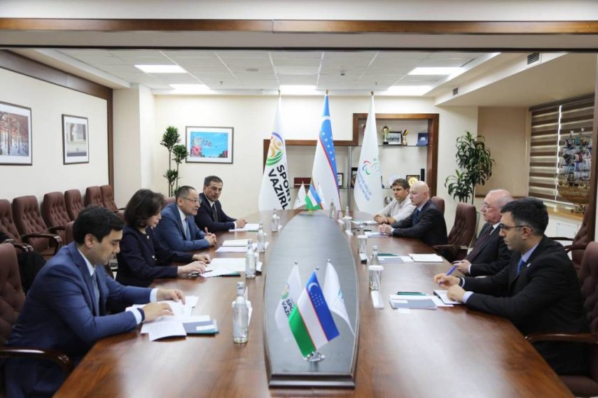 İlqar Rəhimov Özbəkistana səfər edib