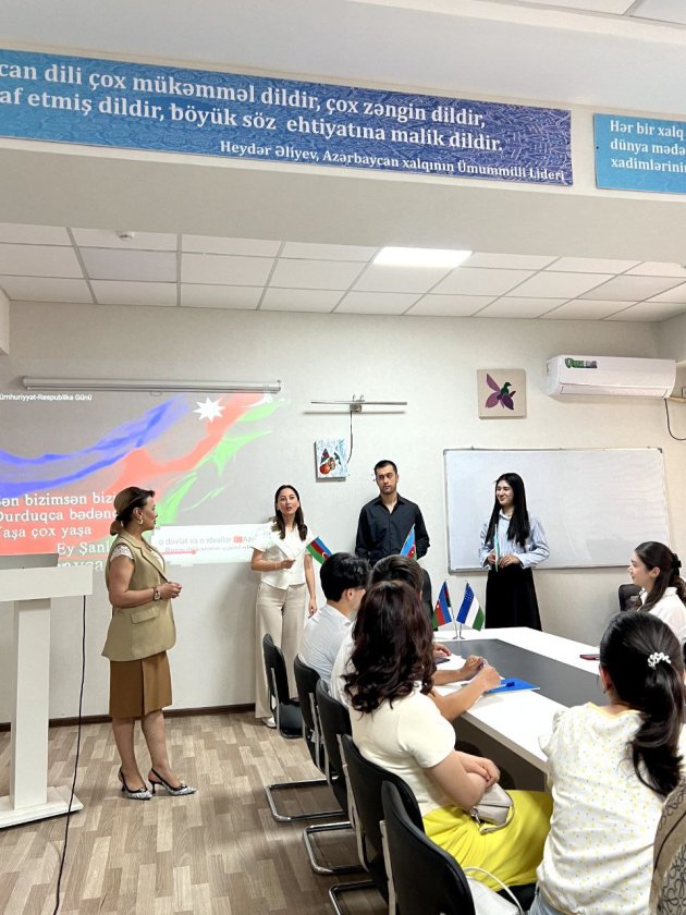 Daşkənd Dövlət Şərqşünaslıq Universitetində 28 May – Respublika Günü münasibətilə interaktiv dərs keçirilib