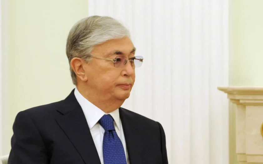 Tokayev Macarıstana gedir