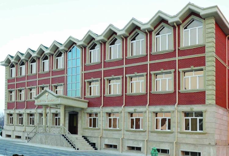 Naxçıvan səhiyyəsini kimlər biznesə çevirib?