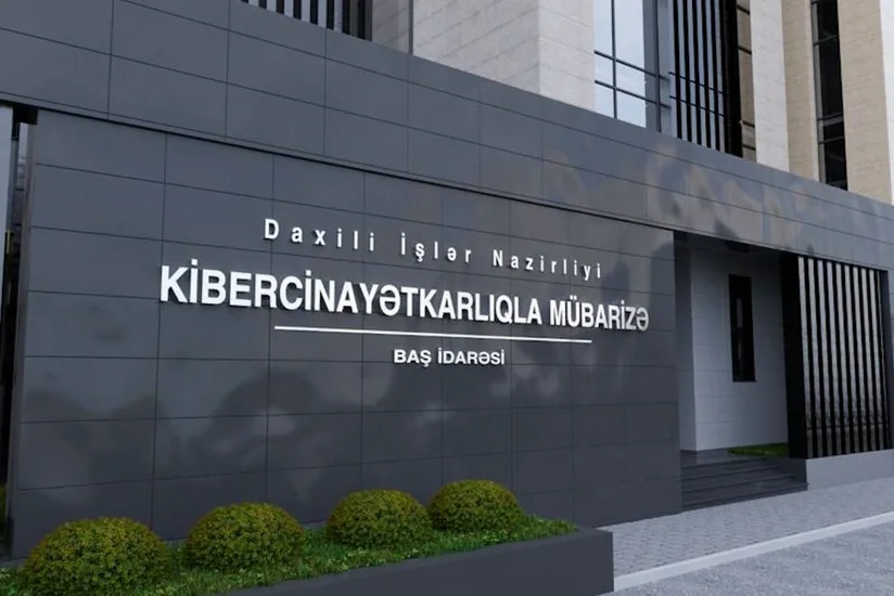 Sosial şəbəkədə qadınların şəxsi məlumatlarını ələ keçirməkdə təqsirləndirilən şəxs həbs olunub