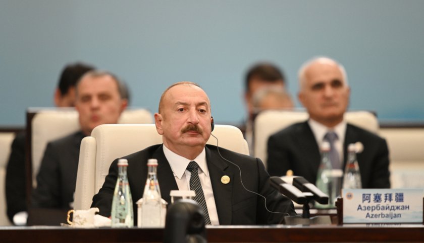 Ayağa qalxaraq alqışlanası strategiya