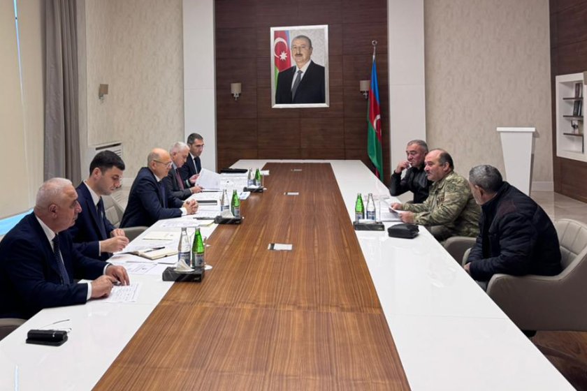 Energetika naziri Xızıda vətəndaşları qəbul edib