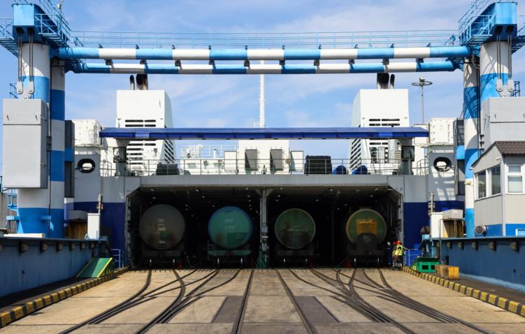 Xəzər dənizinin dəmir yolu bərələri ixrac imkanlarını genişləndirəcək