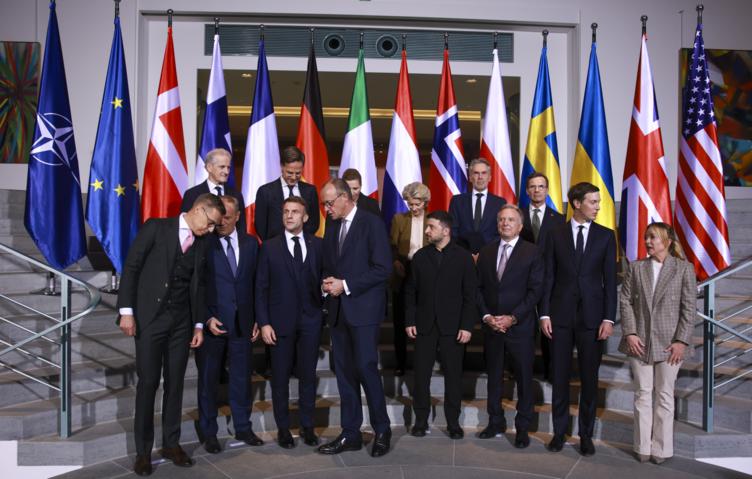 Avropa liderləri Ukrayna üçün Aİ-nin rəhbərlik etdiyi "çoxmillətli qüvvə" yaratmaq istəyirlər