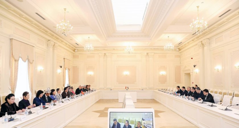 Qırğız Respublikasının Mediatorlar İcmasının nümayəndələri Ali Məhkəmədə olublar