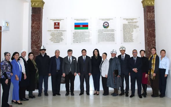 Ombudsman Türk Dünyası Mediatorlar Birliyinin İdarə Heyəti sədrinin rəhbərlik etdiyi nümayəndə heyətini qəbul edib