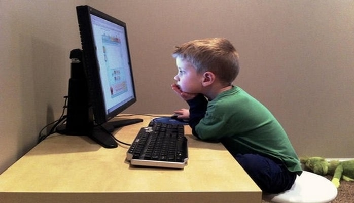 Rəqəmsal cihazların həyatımıza müsbət və mənfi təsirləri