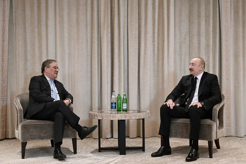 İlham Əliyev Münxendə Bundestaqın xarici siyasət komitəsinin sədri ilə görüşüb