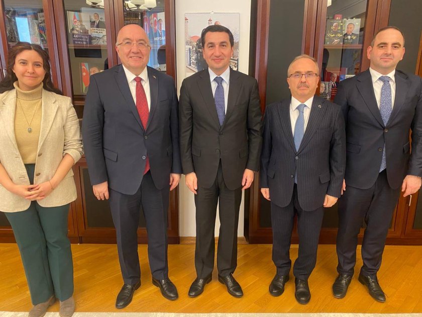Hikmət Hacıyev Türkiyə XİN rəsmisi ilə görüşüb