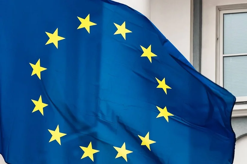 Aİ Ukraynada sülh səylərinə zərbə vurur