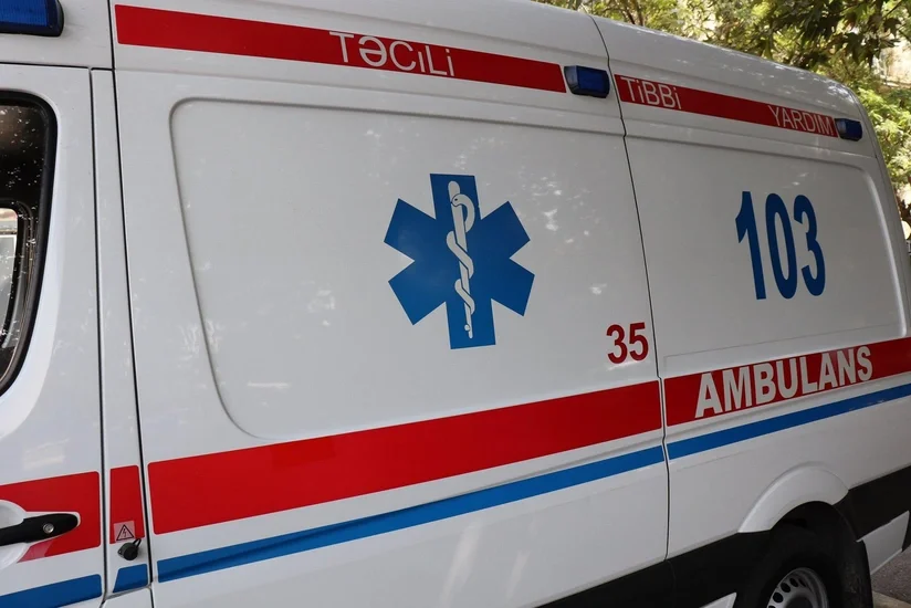 Güclü külək Bakıda bir nəfərin ölümünə səbəb olub