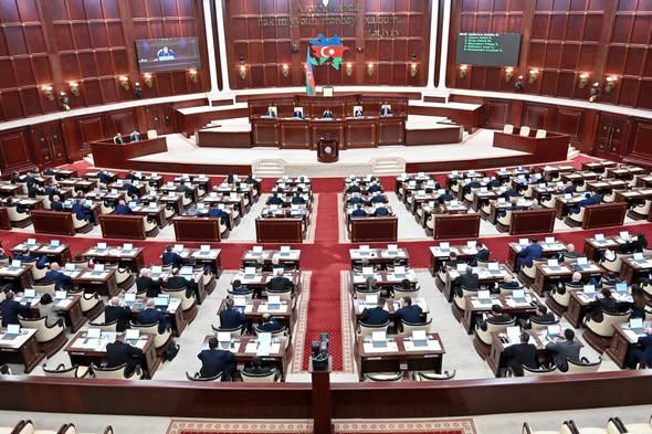 Milli Məclisin plenar iclası keçirilib