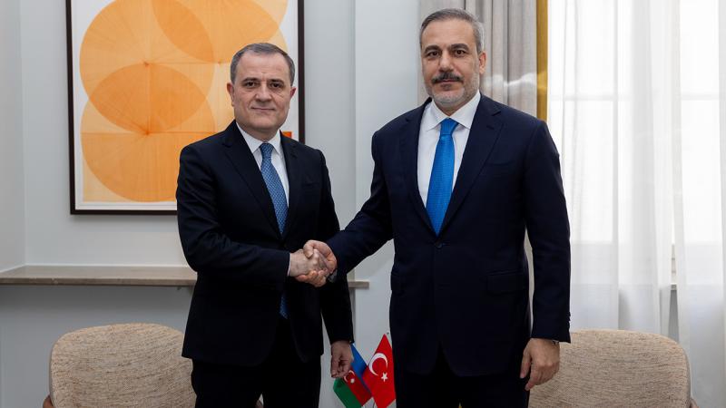 Fidan Bayramovla İran ətrafında baş verənlərdən danışıb