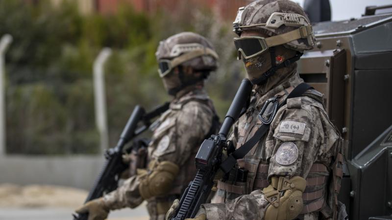 35 əyalətdə İŞİD-ə qarşı əməliyyat: 184 şübhəli saxlanılıb