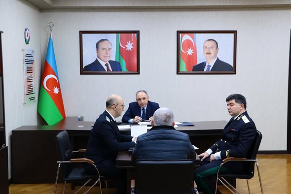 Baş prokuror paytaxtın Sabunçu rayonunda vətəndaşları qəbul edib