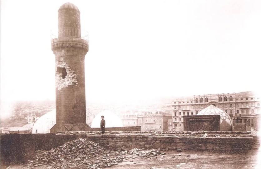 Bu coğrafiyada yaşamaq  hər zaman  böyük bədəllər hesabına mümkün olub