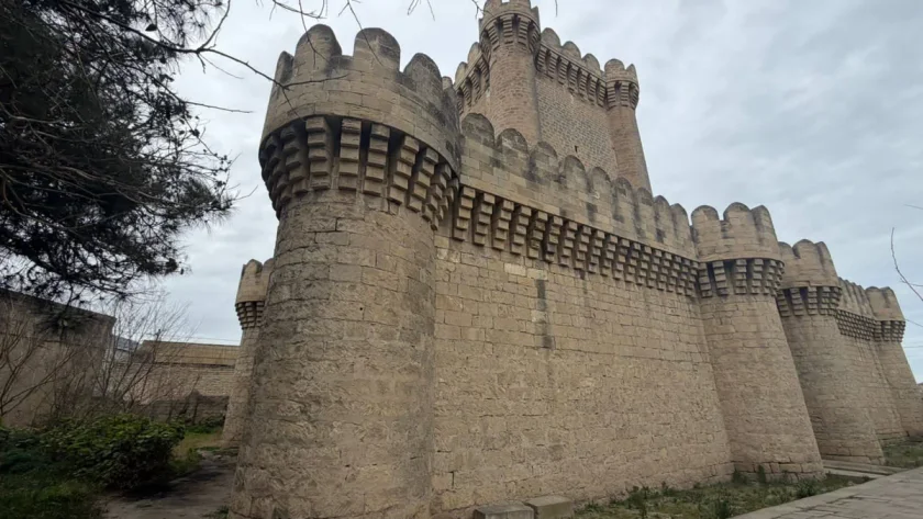 Böyük Mərdəkan qəsrində çökmə baş verib, əraziyə giriş məhdudlaşdırılıb