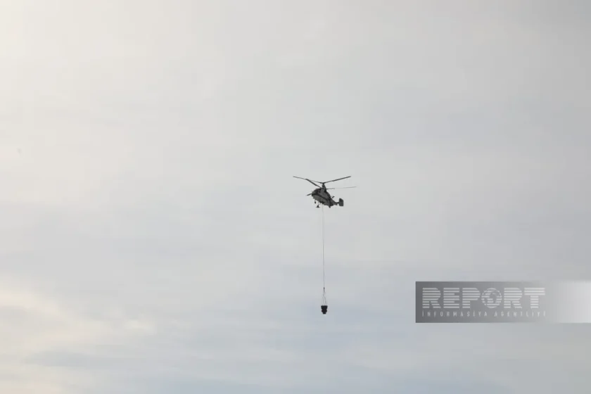 Lökbatandakı güclü yanğının söndürülməsinə helikopter cəlb olunub