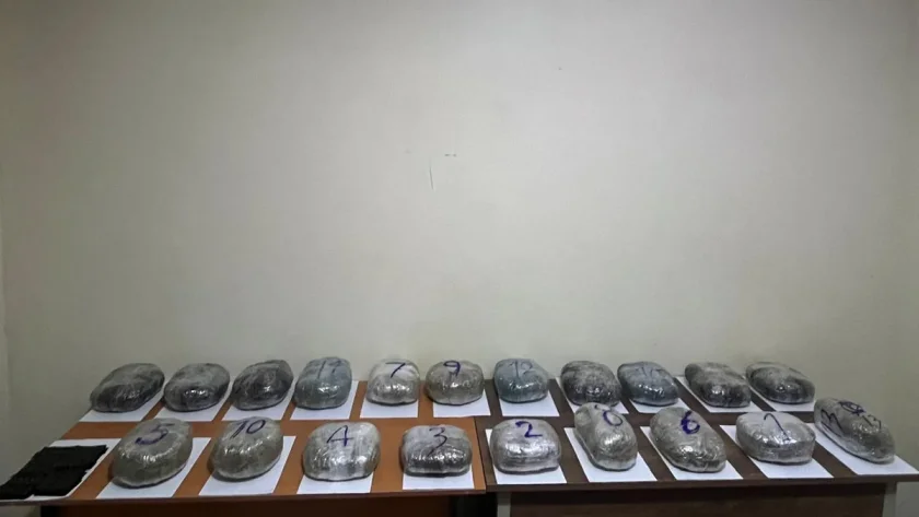 İrandan Azərbaycana 20 kiloqram narkotik keçirilməsinin qarşısı alınıb