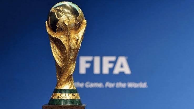 FİFA UEFA-nı təşkilat rəhbərliyinə qarşı böhtan atmaqda ittiham edir